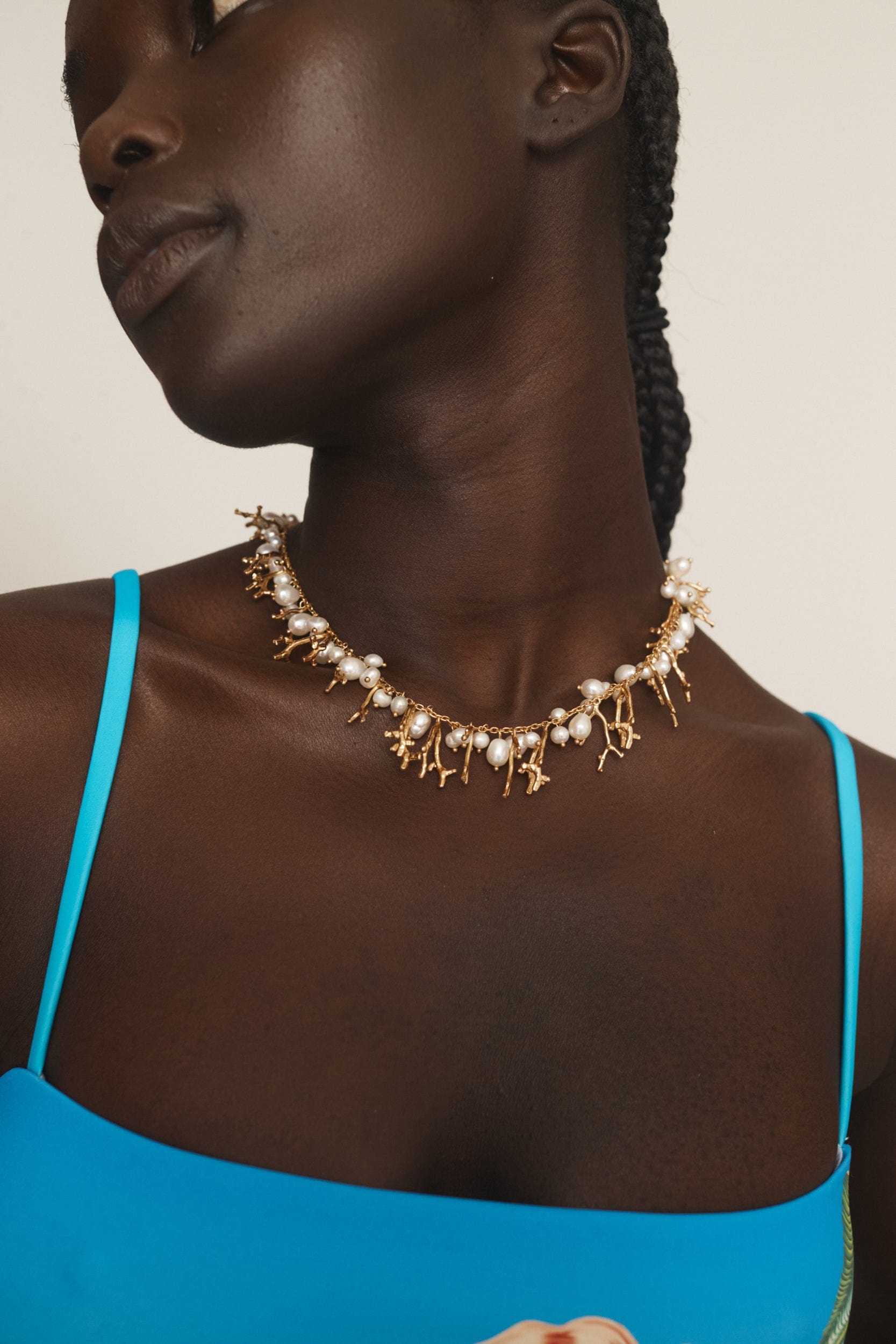 REVERIE CORAL PEARL NECKLACE